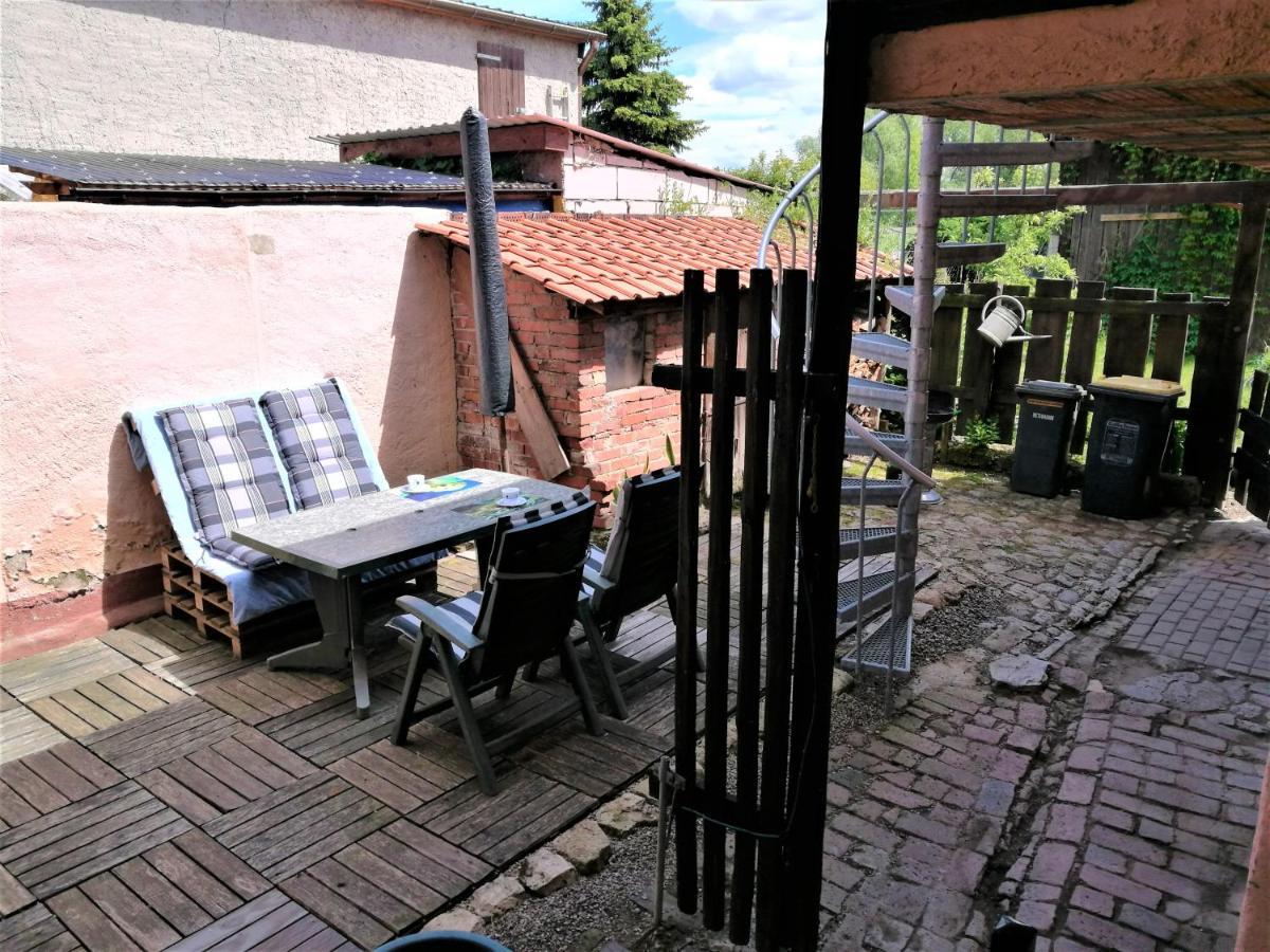 Familienfreundliches Ferienhaus Mit 3 Schlafzimmern Oldisleben エクステリア 写真